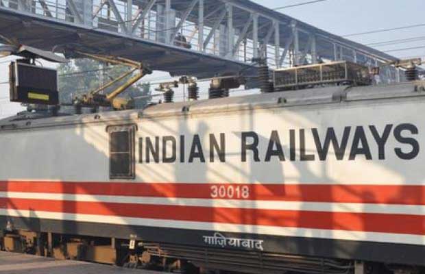Railways to Give up Land for 500 MW Solar Plants to Meet Energy Needs