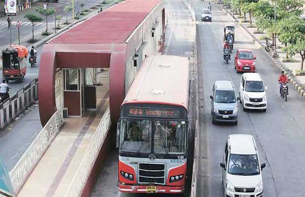 Solar panel installation to power BRTS is now a debatable issue between PMC’s road and electricity departments: Report