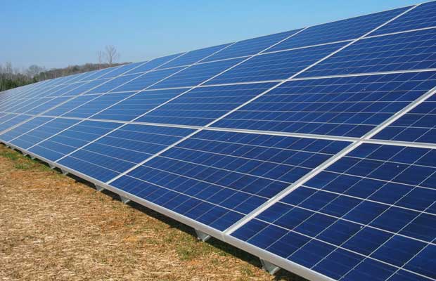 Solar Power Tariff Touches a New Low of Rs 3.15 Levelised Rate