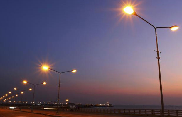 Solar Power Plants to Electrify Streetlights in Uttar Pradesh