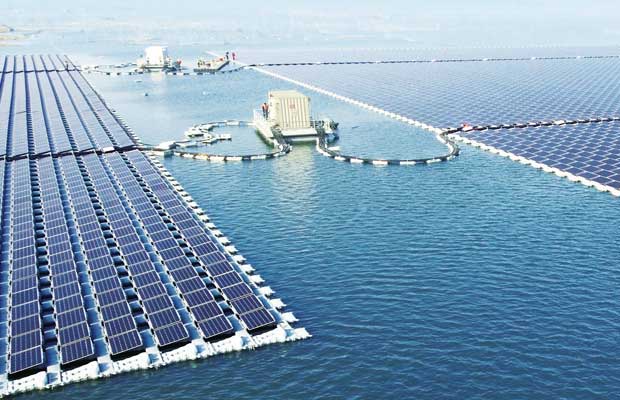 largest floating solar power plant