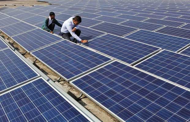 Solar Power to Light up Medical Institutes, Hospitals in UP From 2018