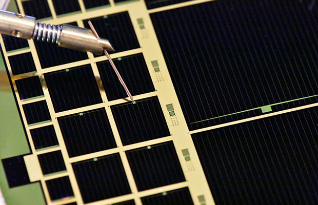 MicroLink Devices Hits 37.75% Solar Cell Power Conversion Efficiency