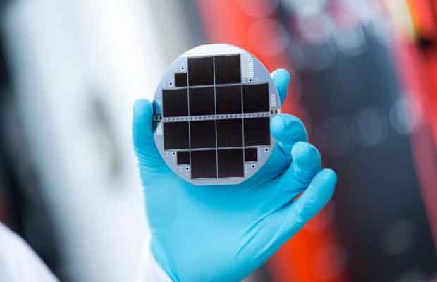 Fraunhofer ISE, EVG Develop New Solar Cell to Convert 1/3 Sunlight into Power