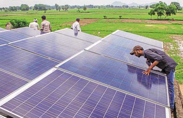 ACME Solar Appoints Barclays, JPMorgan for private InvIT