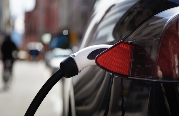 UP Offers 25% Rebate on Land for Setting up EV Charging Points