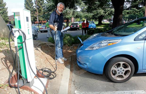 US Crosses 20,000 EV Charging Stations Mark, 68,800 Connectors