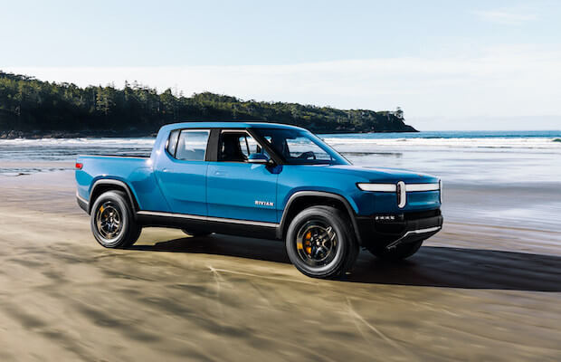 Rivian Rolls Out World’s 1st Electric Pickup Truck for Customers
