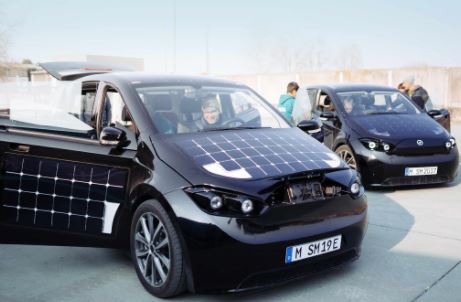 Cars And Solar Panel Roofs- Is There A Future Here?