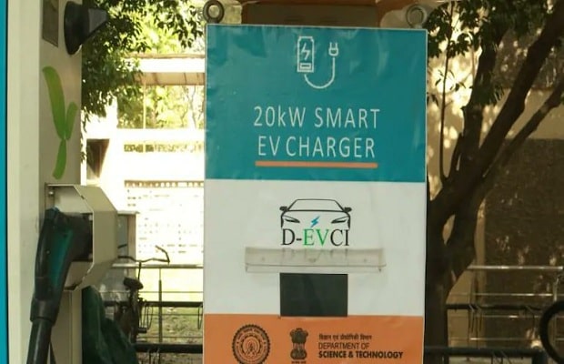 IIT Delhi Develops EV Charging Station with Inbuilt Solar PV Interface Capability