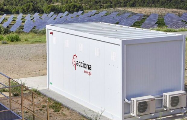 Acciona Recycles Nissan’s Car Batteries to Store Solar Energy in Spain
