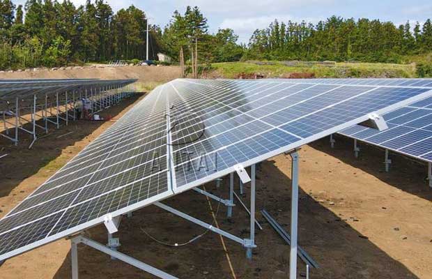On MP Foundation Day, CM Announces Twin Schemes for Solar Power