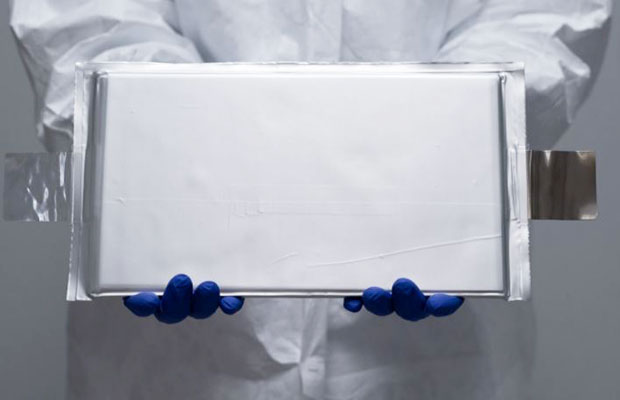 Solid State Batteries Get A Vote of Confidence With $200 Million For Factorial Energy