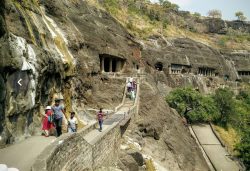 Maharashtra to go with EVs for Ajanta Ellora Cave visits