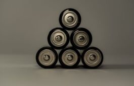 Stanford Study Develops Battery-Hydrogen Combo For Reliable Grids