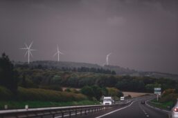 Statkraft To Provide Wind, Hydro Energy To German Railway Company