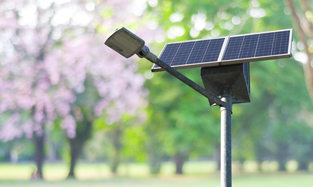 UP Plans To Boost Growth Of Solar Streetlights, Issues Tender