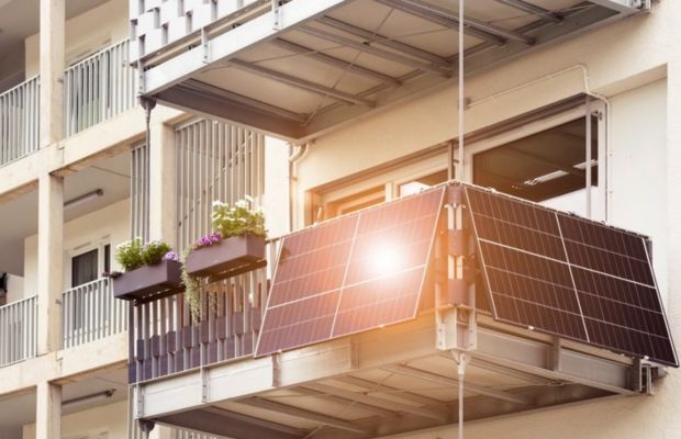 SaurEnergy Explains: Balcony Solar – A Game Changer for Apartment Dwellers?