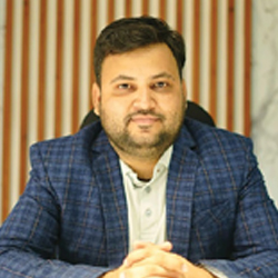 Piyush Variya, Director of Sunora Solar