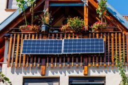 NEXA 2000: Growatt Showcases ESS Crafted For Balcony Solar